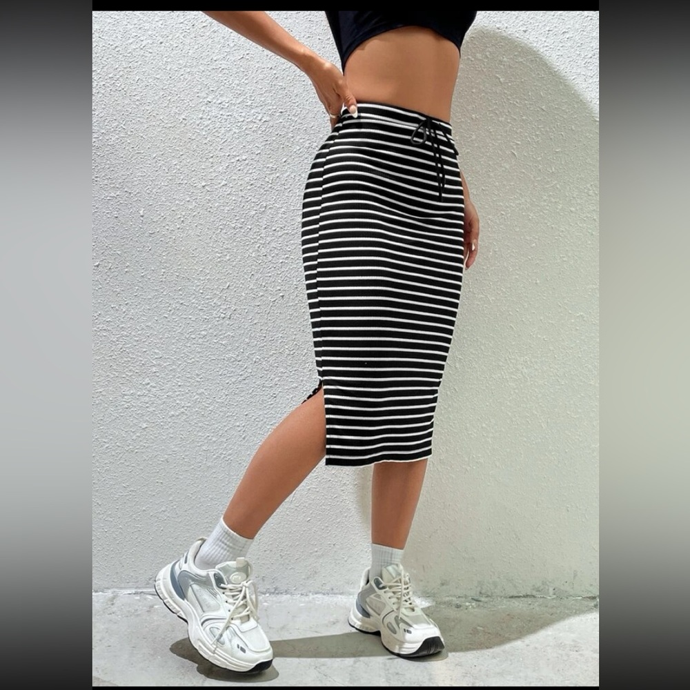 Black & white striped midi skirt NWT